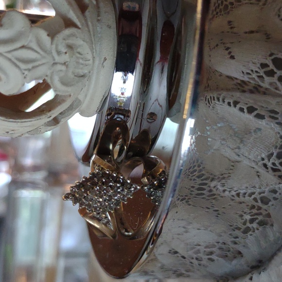 Ladies ring